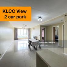 Facing KLCC view with 2 carparks unit for sale! 