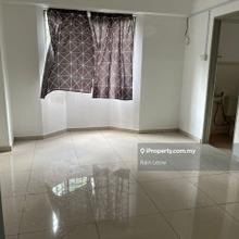 Tasik Heights Apartment At Cheras For Rent!