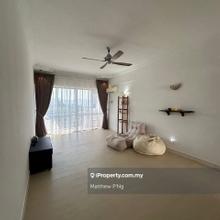 Desa Golf Condominium - Fully Renovated - 900sf - Bukit Jambul