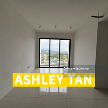 High Floor Vivo Executive Apartment Batu Kawan 2 side-by-side Carpark