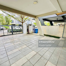 Freehold, 22x80 sqft!