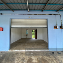 Batu 16, seri fajar jalan gambang shop for Rent