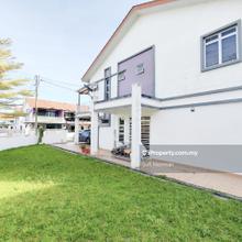 Corner Lot Taman Scientex Senai - Good Condition/Renovated