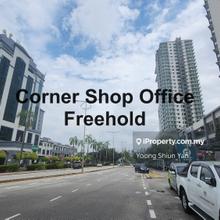 Corner Unit (Ground and Mezzanine Floor) Shop Office @ Kelana Jaya, PJ