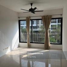 Azelia Residence Sri Damansara, 2 Rooms Semi Furnish Low Floor