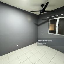 Platinum Teratai Partial Furnished Room For Rent