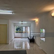 Flora Damansara Apartment, Damansara Perdana
