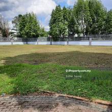 A Big Flat Bungalow Land 