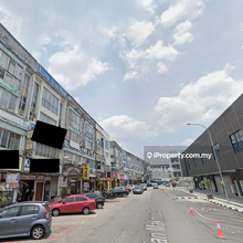 Tenanted 4storey Shop