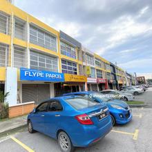 Bandar Botanic, Ground Floor Shop, 22x80, Ample Parking, near Gm