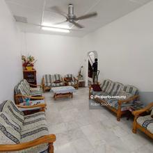 Freehold 1 Storey Terrace in Ujong Pasir