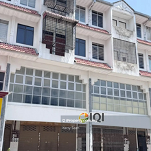 Below Value- Taman Usahaniaga 4 storey Shoplot, Jit sin High School