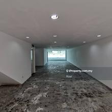 1st Floor and 3rd Floor Shop Offices To Let