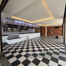 Ground floor shop lot with private parking 3122sf Jelutong Georgetown