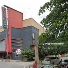 Commercial bungalow for Rent