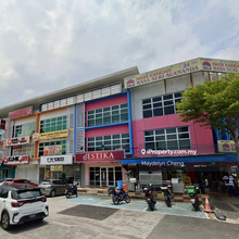 Glomac Cyberjaya Shop Facing Mainroad For Sale