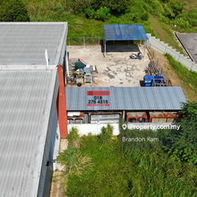 Semi D Factory with Huge Land 16000 sqft For Sale & Rent