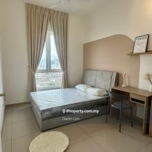 D Brightton, Titiwangsa