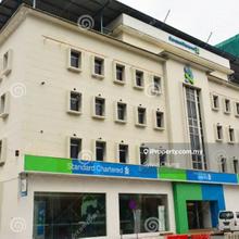 4 storey building for rent