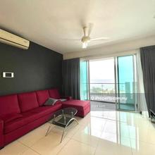 Vertiq Condominium For Rent !!