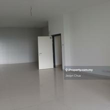 Zero downpayment, walking to lrt and brt, huge layout