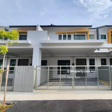 Double Storey Terrace House At Taman Molek Residence 75460 Melaka