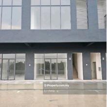 Brand new and next to water theme park 2 storey shop