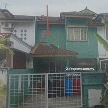 Double storey house in bandar saujana utama,sungai buloh,selangor