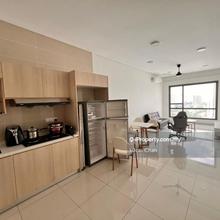 Tria Seputeh 764 Sqft 2 R 2 B Fully Furnished 1 Carpark Ready For Rent