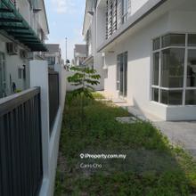 Available in June Semi D For Rent Good Condition Unit M residence 2