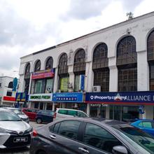 3 sty shop @ Kajang Town Centre : Near banks, MRT, Metro Kajang, pasar