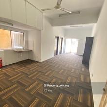 Mahkota Nice Office