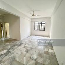 Sri Pelangi Apartment (End Unit)