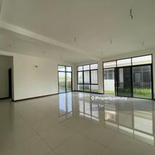 Semi-D house for Sale
