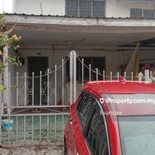 Freehold, 1.5 Storey Terrace House @ Ampang Jaya