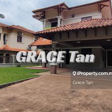 Value buy ! 2sty bungalow with extra long drive way 
