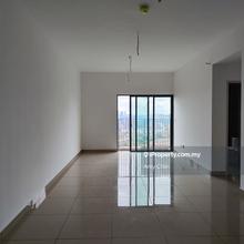 4 bedrooms unit at M Oscar, Sri Petaling for Sale: