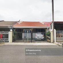 Single Storey Terrace Intermediate House For Sale at Matang Jaya