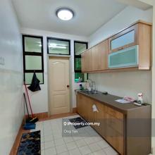 Nearby LRT and MRT station unit pelangi utama condominium for rent