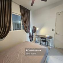 New available room for rent