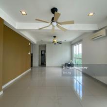 Subang parkhomes big unit for sale,2200 sqft,big balcony,4r 4b,3carpar
