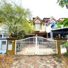 Renovated Taman Bukit Subang 20x70 Extend Kitchen