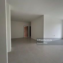 Doncaster Residence Brand New Corner Unit For Sale