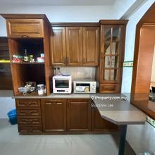 Cozy Renovated Living Space in Vista C