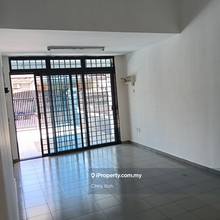Single storey house for rent 
