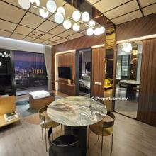 Luxury Condominium on Hilltop with 360 degrees Unblocked Views