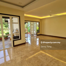 Freehold luxury bungalow facing mini forest / gully 