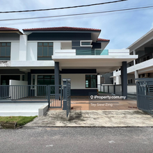 Semi D in Bandar Putra ioi for rent 