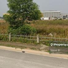 Shah Alam near Kesas Industrial Land For Rent