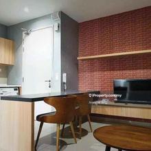 Walking distance to central i-city mall, great facilities